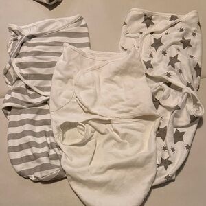 Set of 3 100% Cotton Velcro Swaddles 0-3 mo